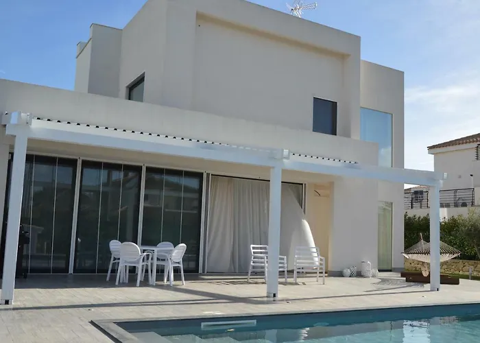 Lighthouse * Syracuse