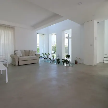 Lighthouse * Syracuse